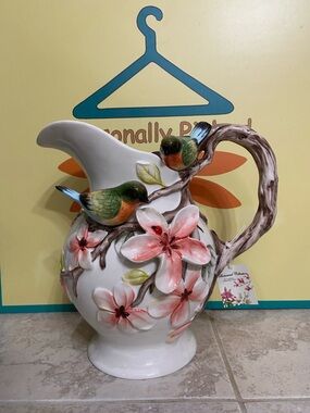 Corner Ruby Botanical Collection Pitcher